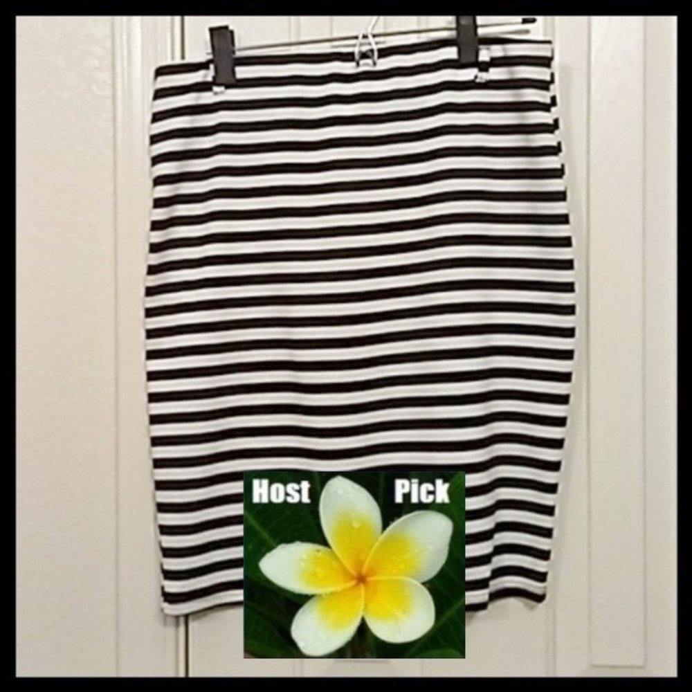 NEW Brat Star Black & White Skirt.